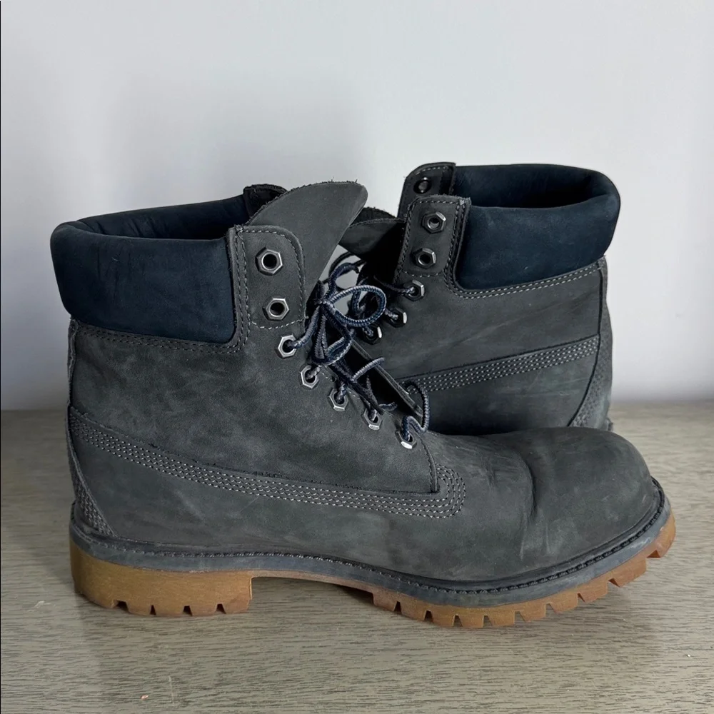 Timberland Men's Gray Boots Size 9 W